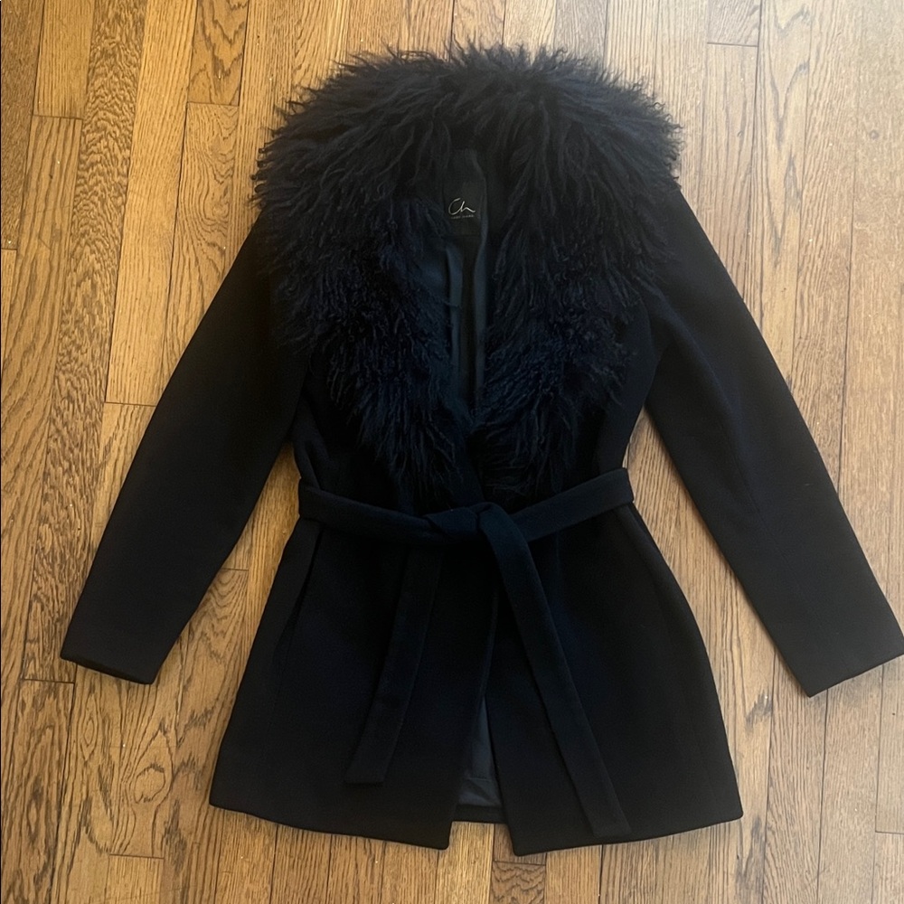Carolina Herrera Elegant Black Teddy Jacket with Plush Collar